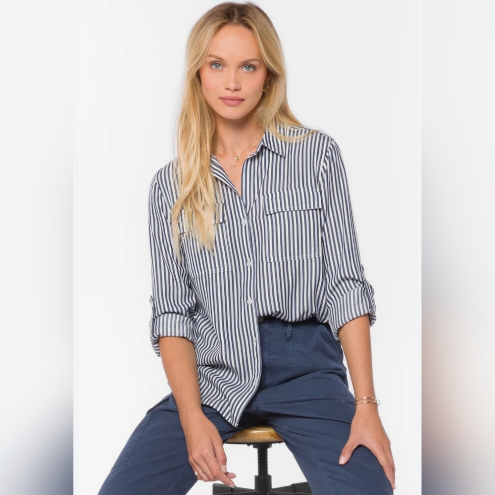 VELVET HEART* size 2x navy white striped button front long sleeve blouse